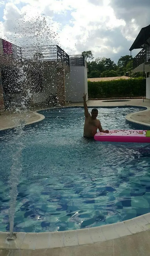 Rest House Villa Villavicencio 0*,
